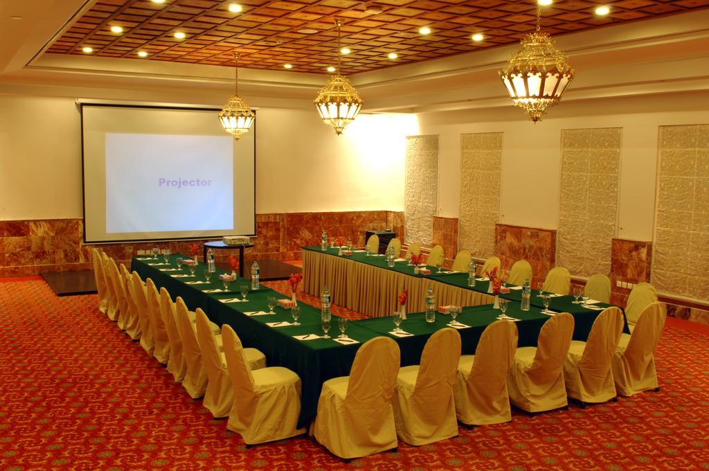 Faisalabad Serena Hotel المظهر الخارجي الصورة