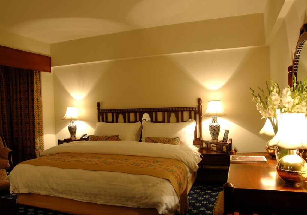 Faisalabad Serena Hotel المظهر الخارجي الصورة