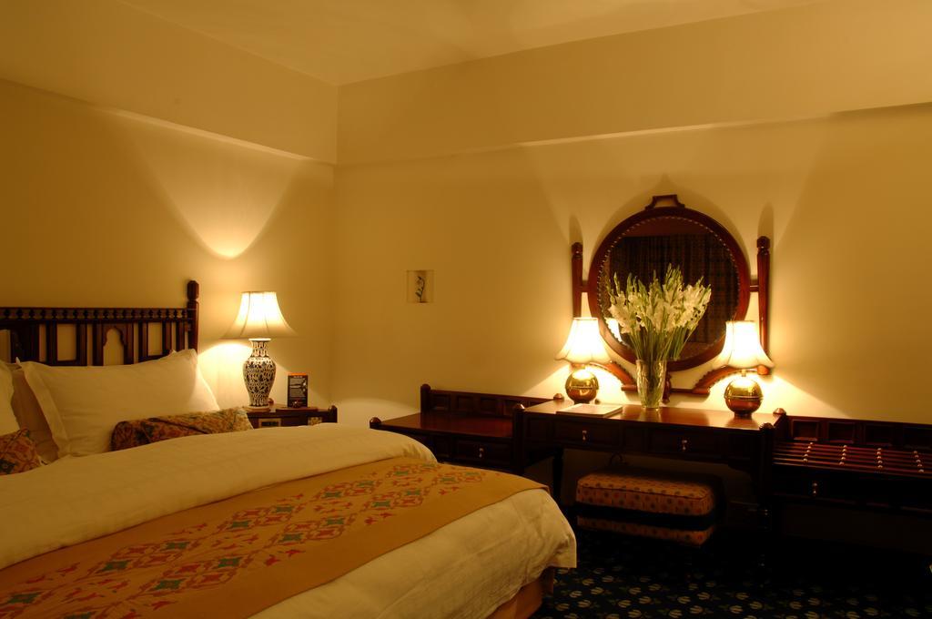 Faisalabad Serena Hotel المظهر الخارجي الصورة